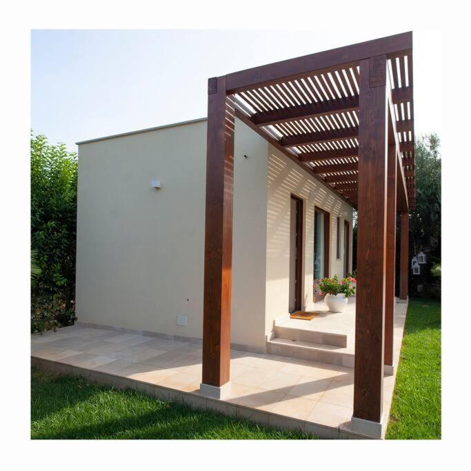 Spaziosa Villa Con Piscina E Giardino, Polignano A Mare Exterior foto